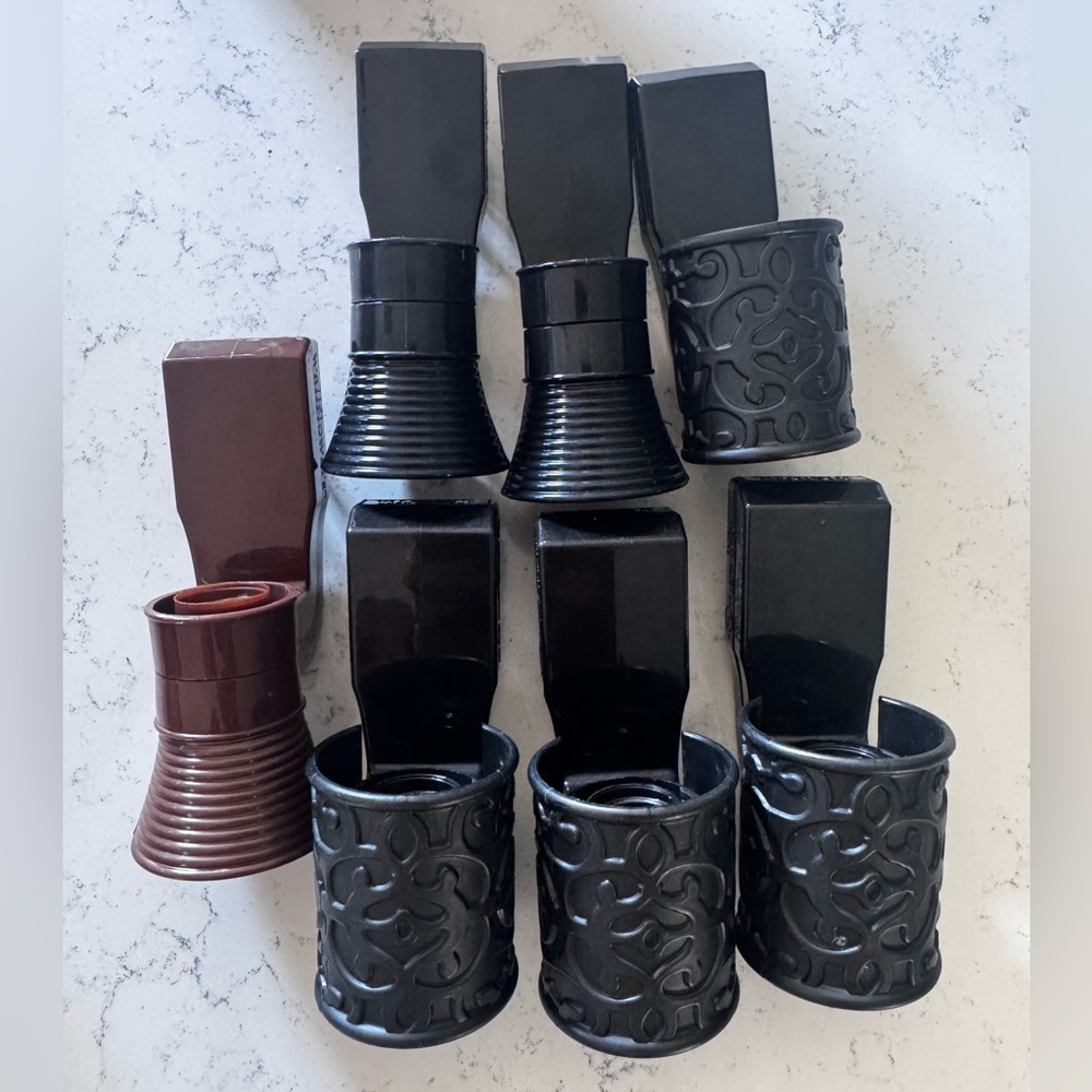 Elegant Black and Brown Belt Buckles